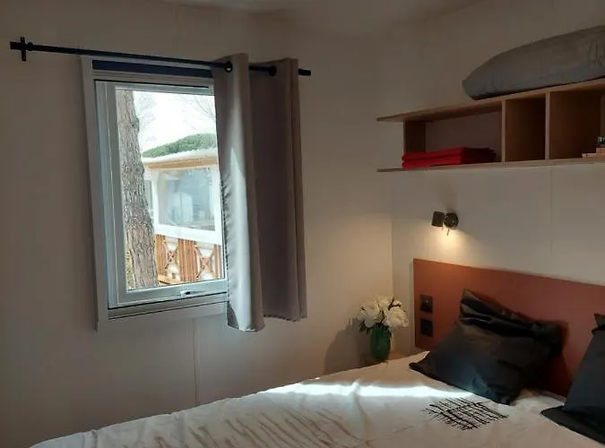 Кемпинг Spacieux Mobilhome Climatise 4 P Au Grau Du Roi En Camargue Ле-Гро-дю-Руа