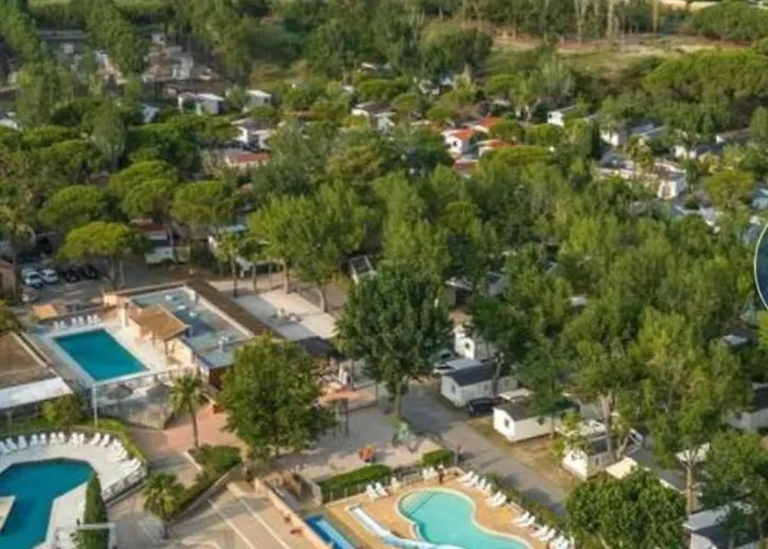 Spacieux Mobilhome Climatise 4 P Au Grau Du Roi En Camargue *